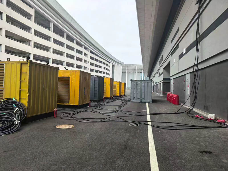 苏州冬季柴油发电机启动前需要做哪些准备工作?