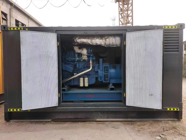 苏州柴油发电机组的电瓶应该如何选择？